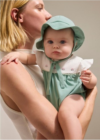 PELELE FORECITAS CON GORRO RECIÉN NACIDA