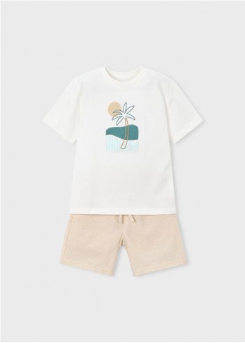 CONJUNTO BERMUDA Y CAMISETA CON...