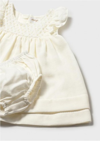 VESTIDO RIZO CON CUBREPAÑAL RECIÉN...