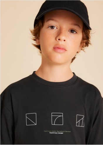 CAMISETA CUBOS CHICO