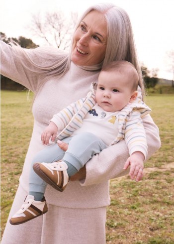 CHANDAL CON CAMISETA RECIÉN...
