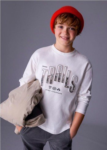 CAMISETA LETRAS CHICO