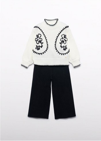 CONJUNTO PANTALÓN TRICOT BORDADOS NIÑA CONJUNTO PANTALÓN TRICOT BORDADOS NIÑA