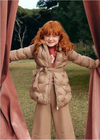 CHAQUETÓN BORDADO ACOLCHADO NIÑA CHAQUETÓN BORDADO ACOLCHADO NIÑA
